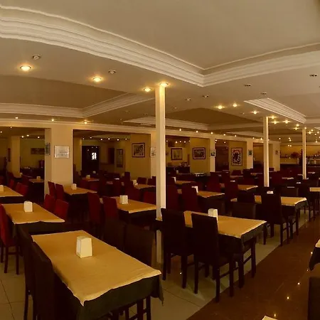 ホテル Club Bayar 4*